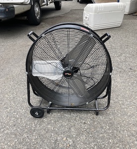 24 inch black floor fan
